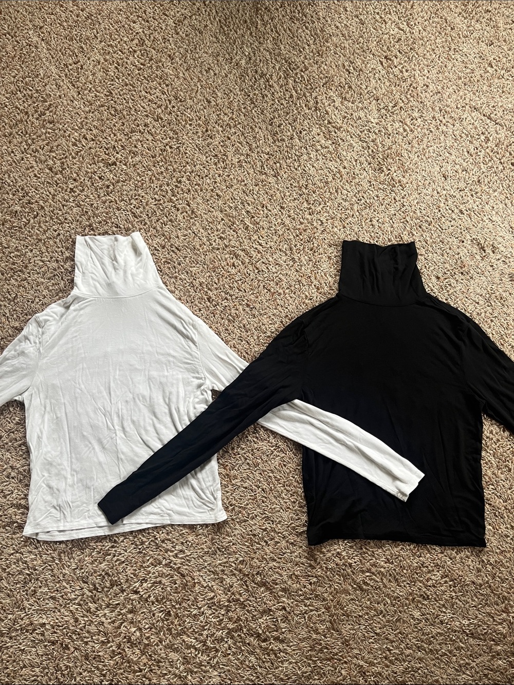 Divided H & M Long Sleeve Turtle Neck (2 in total)